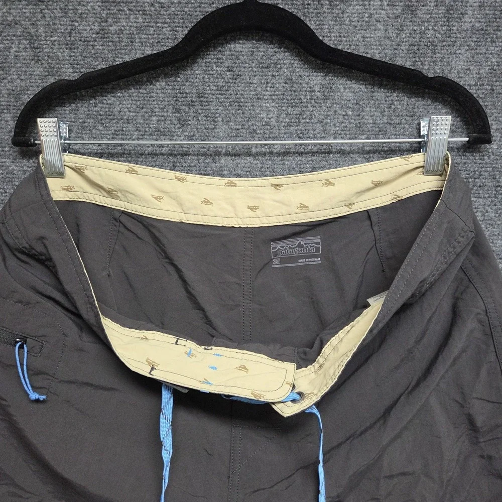 Patagonia Wavefarer Board Shorts Men 35 Black Nylon Swim Worn Wear Unlined